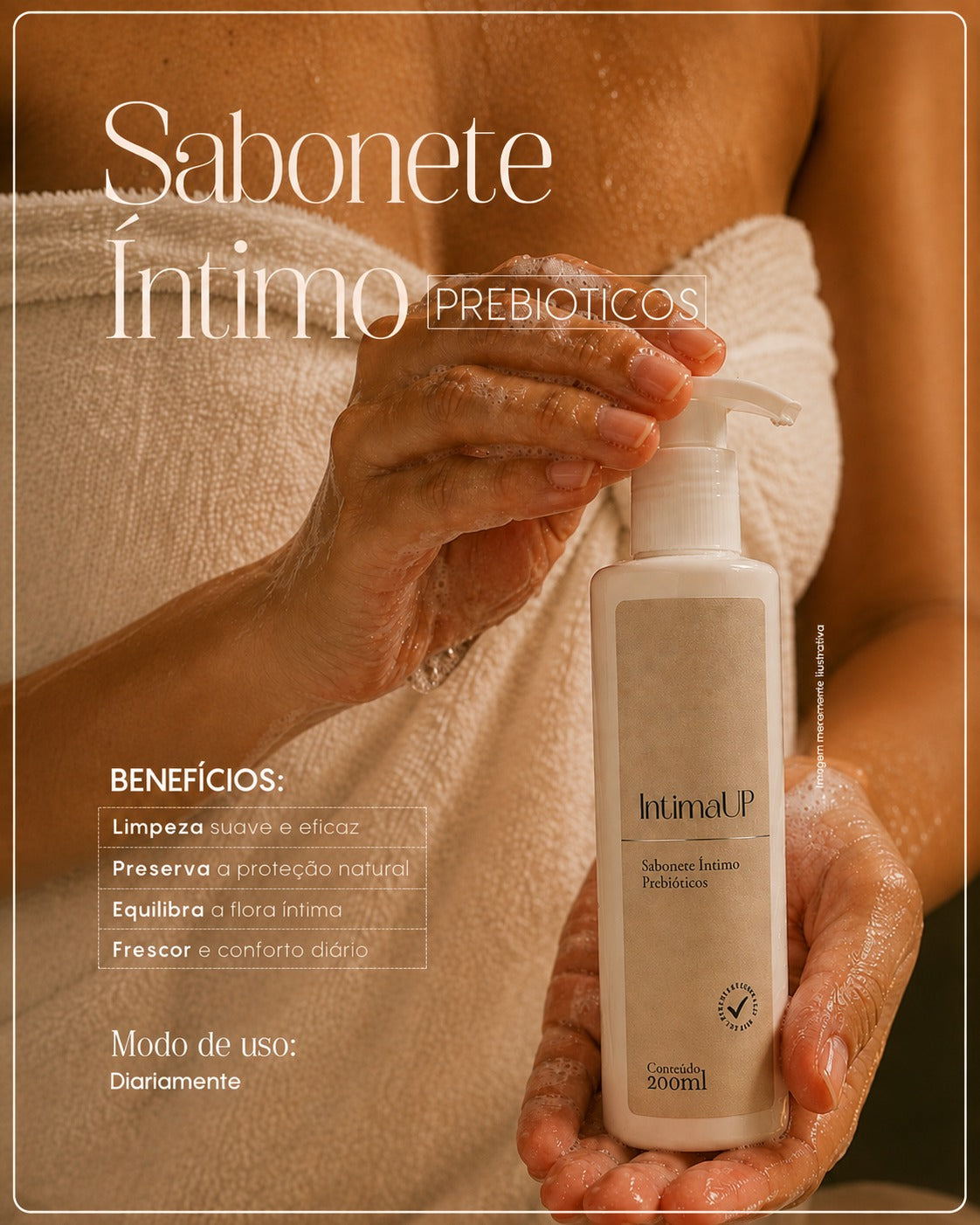 Sabonete Íntimo Prebióticos IntimaUP 200ml em uso, com espuma nas mãos